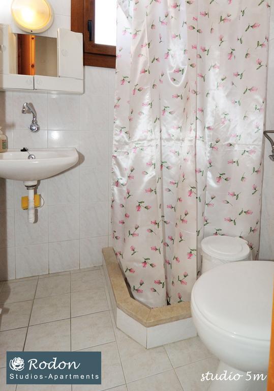 Rodon Apartments - S Avdimioti Néa Róda Kültér fotó